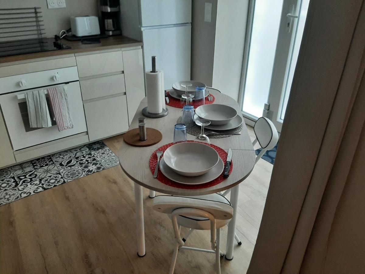 4 Apt T2 50 A 60 M2 Deplacement "Pro" Ou "Couple Avec Enfants" Les Hauts De Bourg " Apartment Екстериор снимка